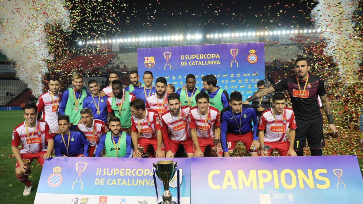 Un gol de Caicedo a los 9 minutos da la Supercopa catalana al Español
