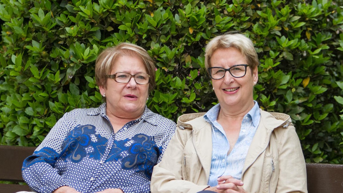 «Els psicòlegs diuen que no ens hem d'endur el patiment a casa, però costa»