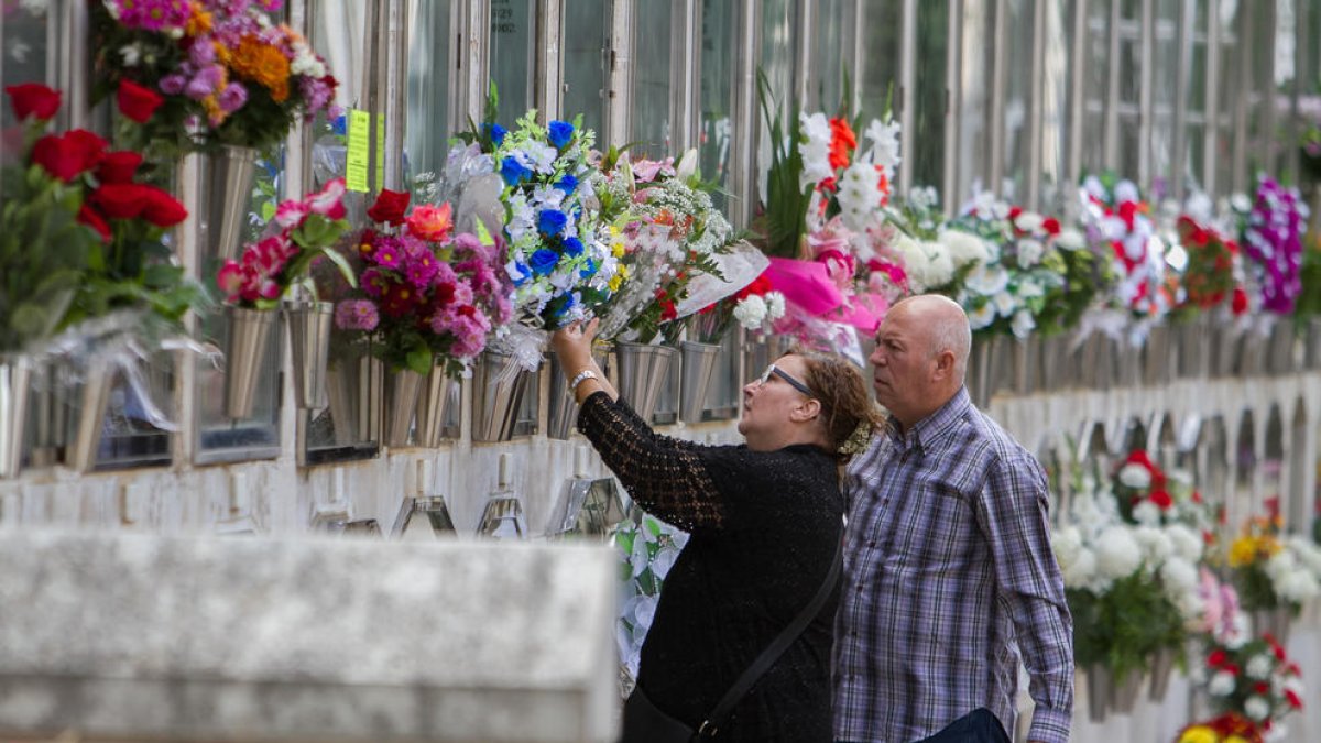 Un autobús gratuito conectará el centro con el Cementerio para Todos los Santos