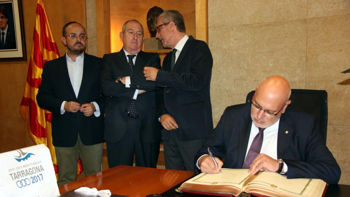 alcalde, compromís, conseller, conveni, Jocs Mediterranis, Jordi Baiget, Josep Fèlix Ballesteros, PIMEC, suport