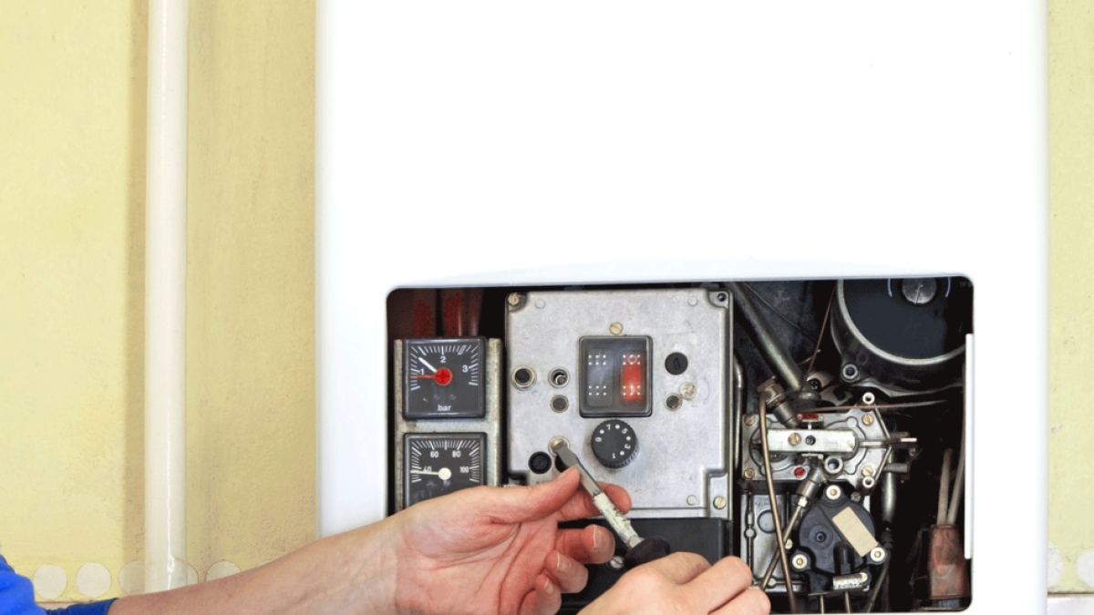 Desarticulen una organització de falsos revisors de gas que estafava gent gran