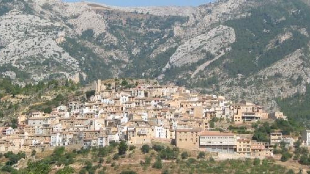 Paüls tendrá un 50% más de horas de asistencia médica a partir de este lunes