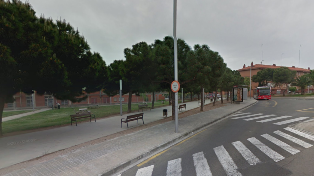 Queman dos papeleras en una misma calle de Tarragona