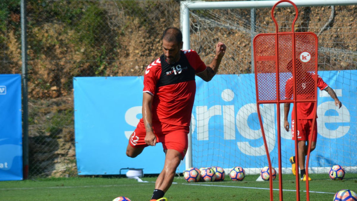 Lopo: «Diumenge és una final, ja que si no guanyem serà un desastre»