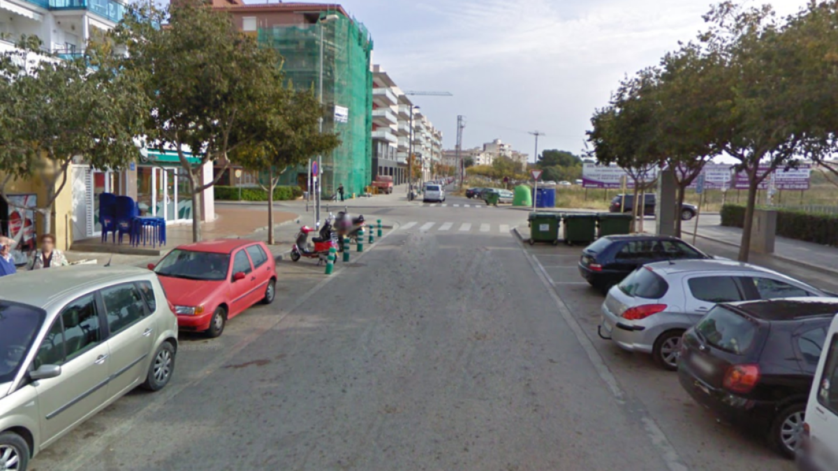 L'avís d'un ciutadà permet detenir tres persones pel robatori d'un ciclomotor