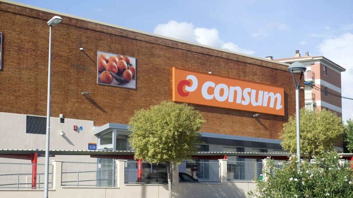 Consum obre nova botiga a Constantí dijous i inaugurarà altra a la Canonja