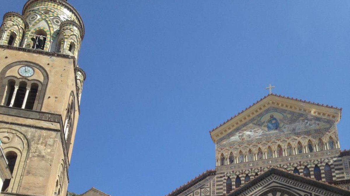 «Trobo a faltar el cotxe, el transport públic de Salerno és un caos»