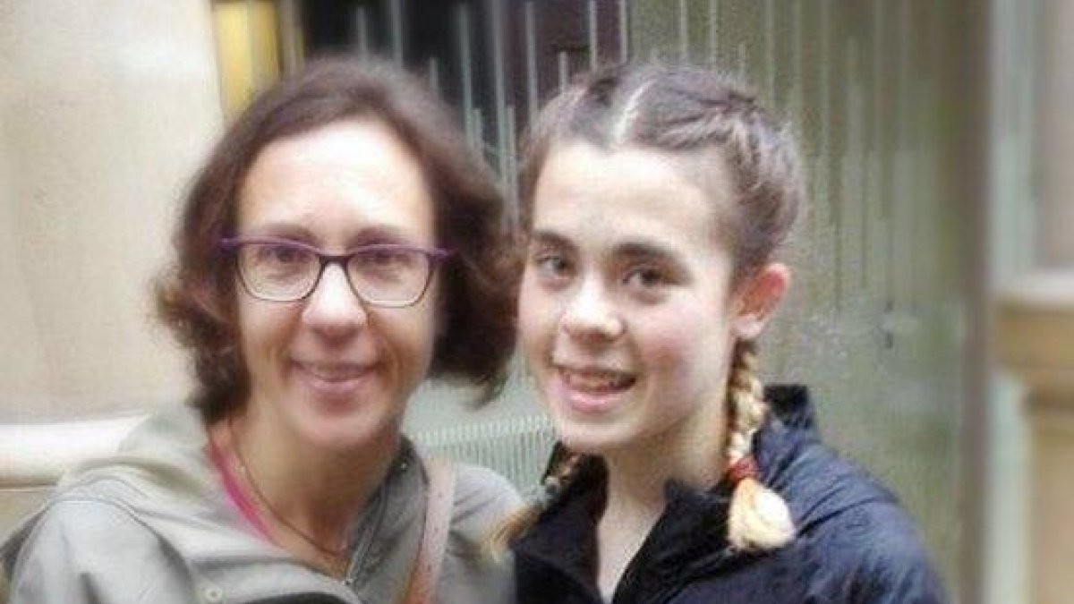 Buscan a una niña desaparecida el lunes por la mañana en Barcelona