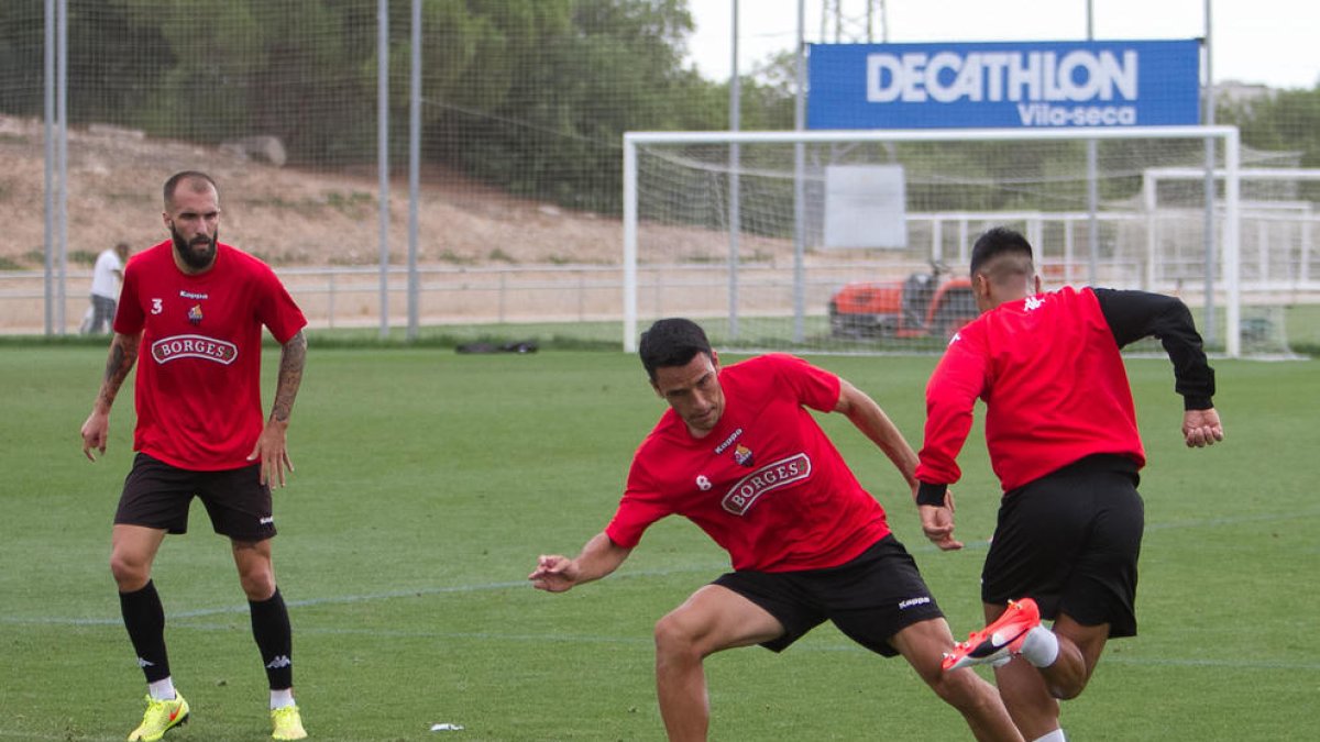 El CF Reus negocia per renovar altres quatre de les seves peces destacades