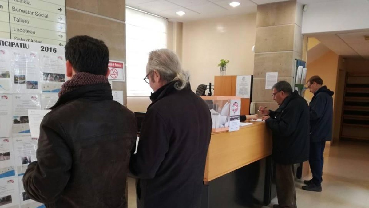 El proceso participativo del Vendrell recibe las críticas del vecinos de Coma-ruga