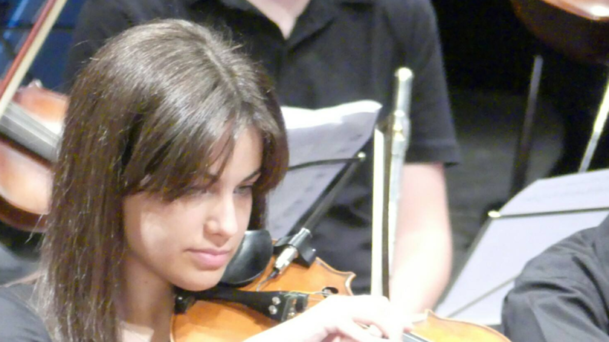 La vallenca Mariona Escoda ficha por el musical 'Red Rock Caperucita'