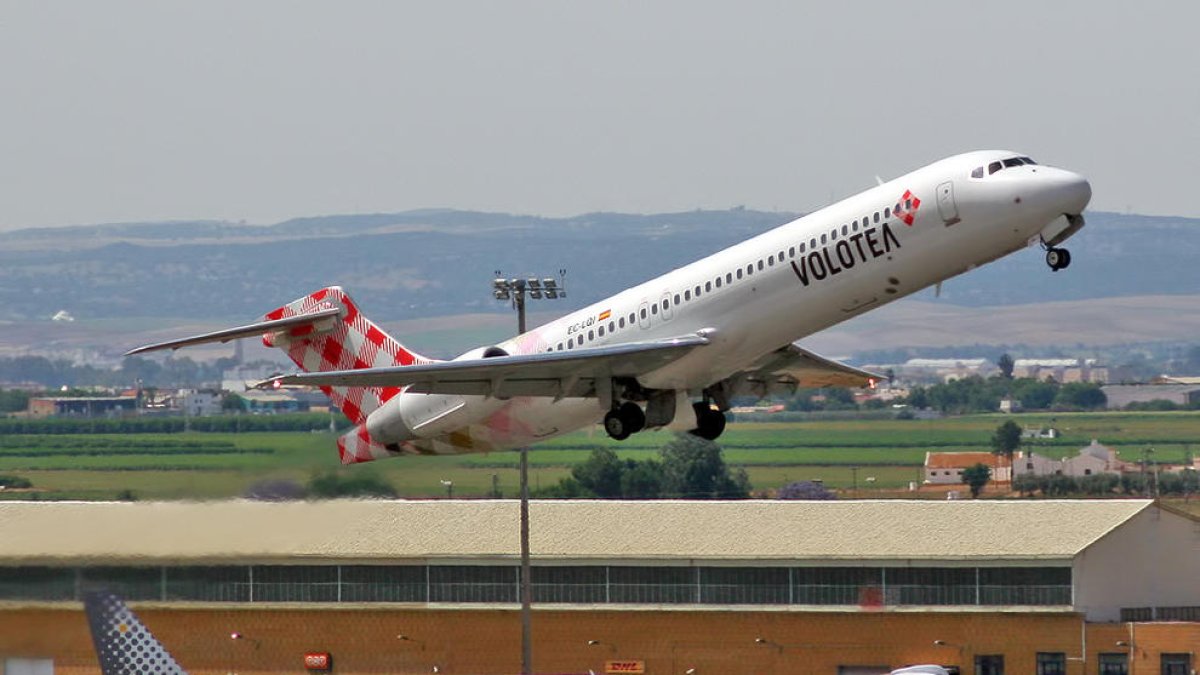 Denuncian Infojobs y una empresa por un trabajo a jornada completa por 500 euros brutos al mes