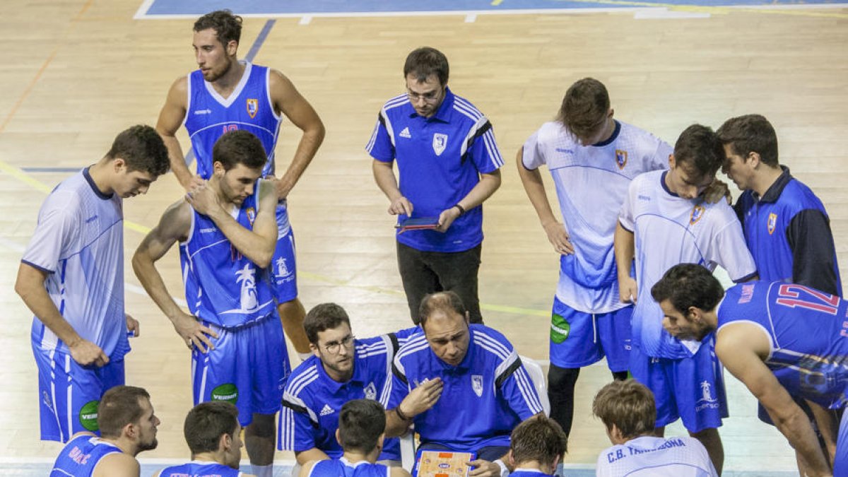 El CBT es juga el liderat aquest dissabte al pavelló del Serrallo