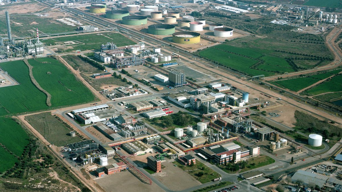 Bayer reclama un «marc estable» per poder mantenir la seva activitat a Catalunya