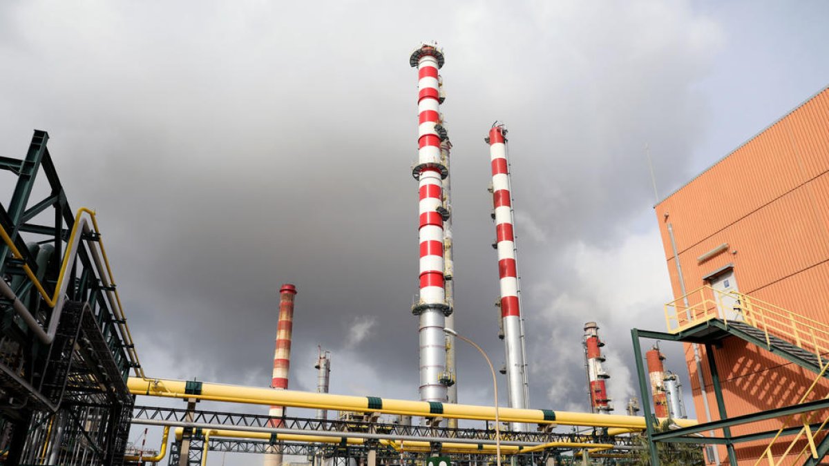 Repsol instal·la un 'splitter' per aconseguir un propilè més pur