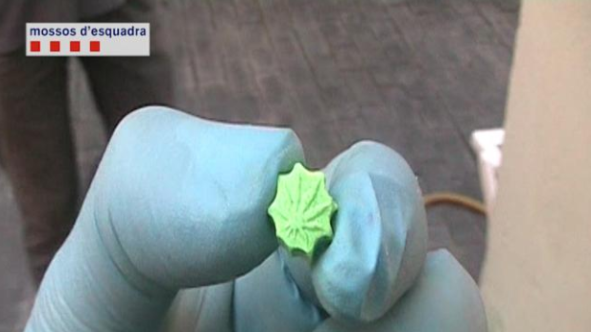 Un traficante envía por error 10 kilos de ketamina en una escuela de Sarrià