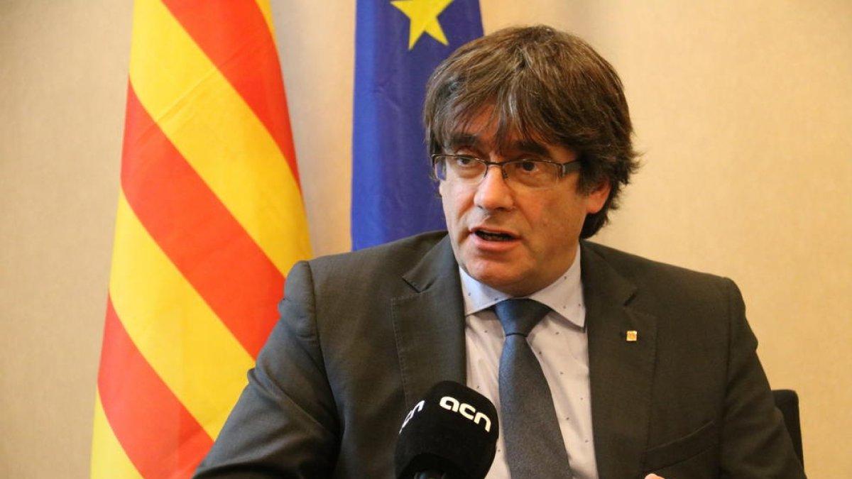 Puigdemont avisó a los diputados de Junts pel Sí el día antes de la DUI que podía haber muertos en la calle»