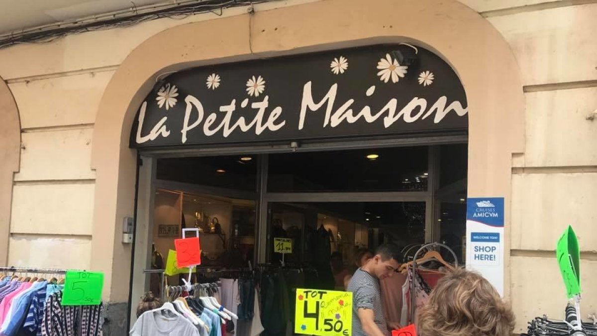 Las tiendas de Tarragona podrán abrir el 15 de julio y el 25 de noviembre de 2018