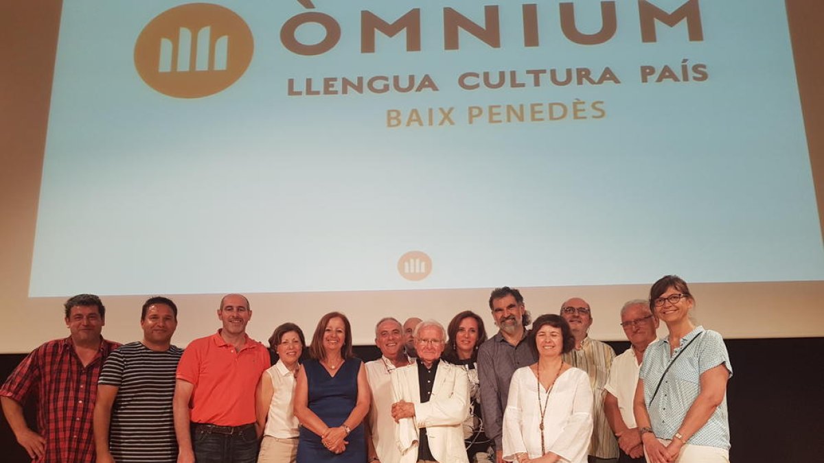 El Baix Penedès ya tiene, formalmente, delegación de Òmnium Cultural