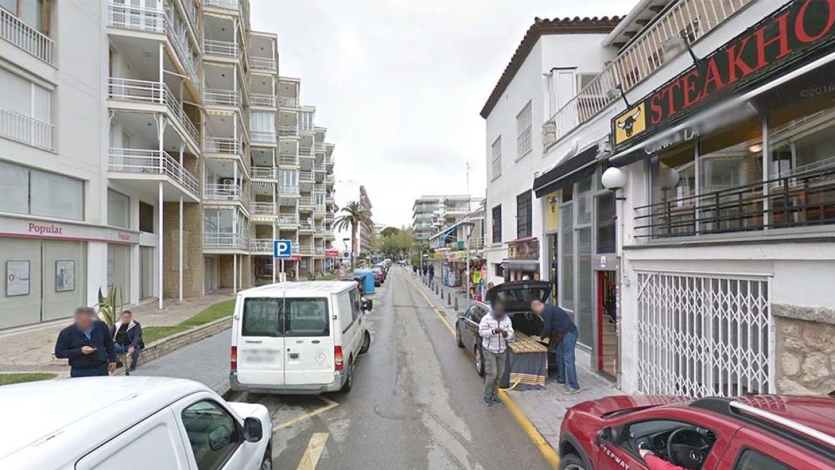 En coma un joven de Salou después de ser inmovilizado por los Mossos d'Esquadra