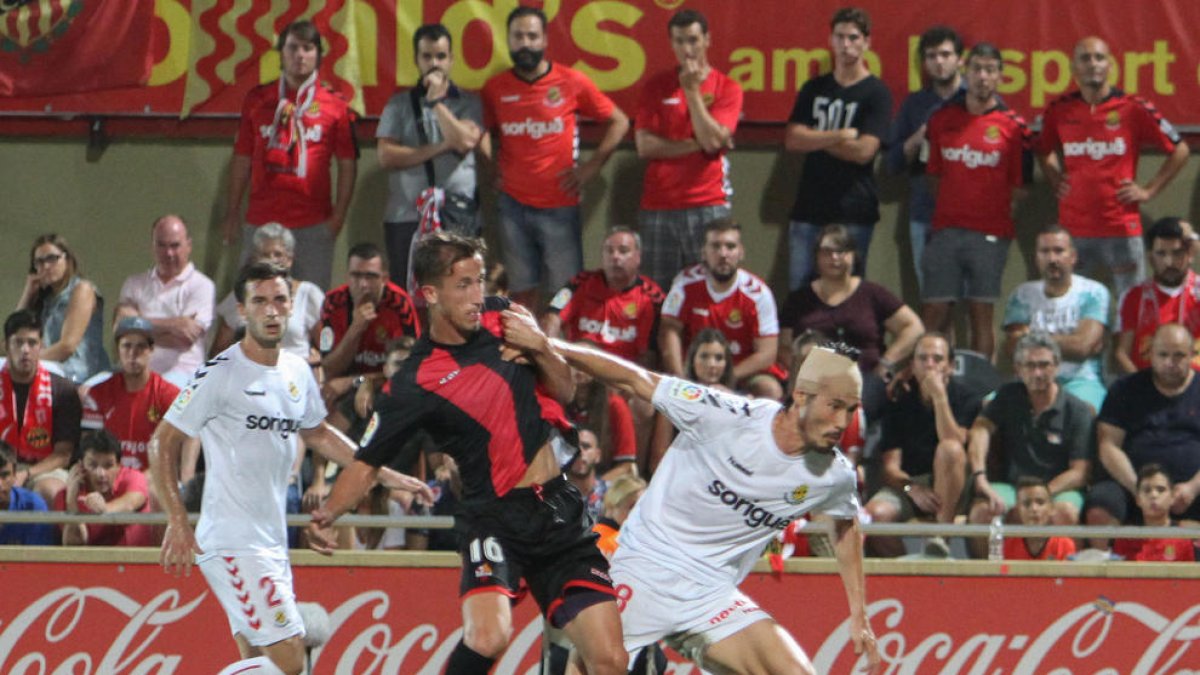 Suzuki será titular en La Romareda