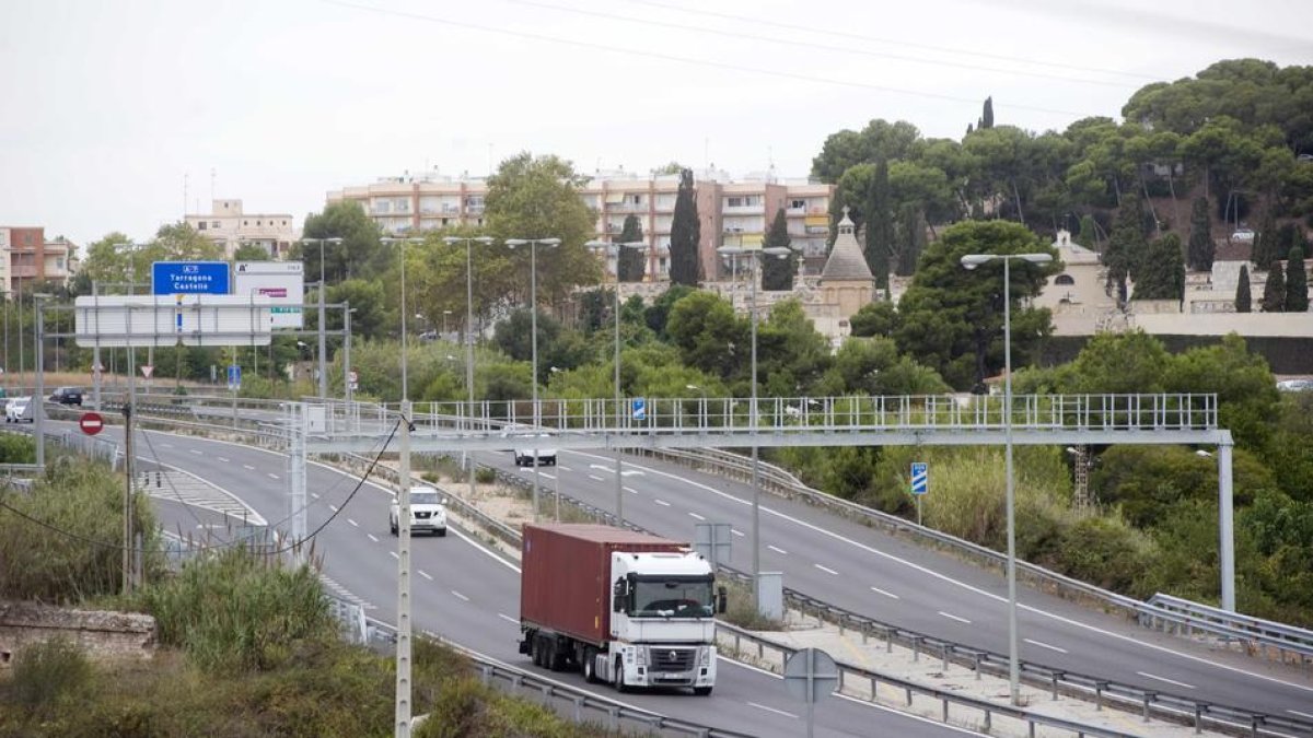 El nou radar no soluciona la problemàtica a l'A-7 pel que fa a accessos i sortides