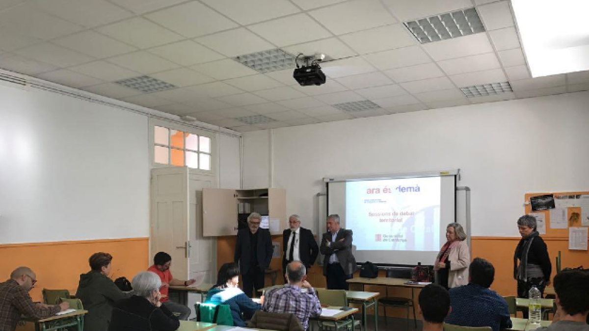 La comunitat educativa reusenca vol rellançar les aules d'acollida