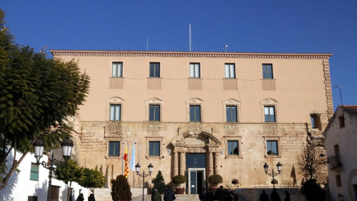 Los Mossos buscan información en el Ayuntamiento de Torredembarra