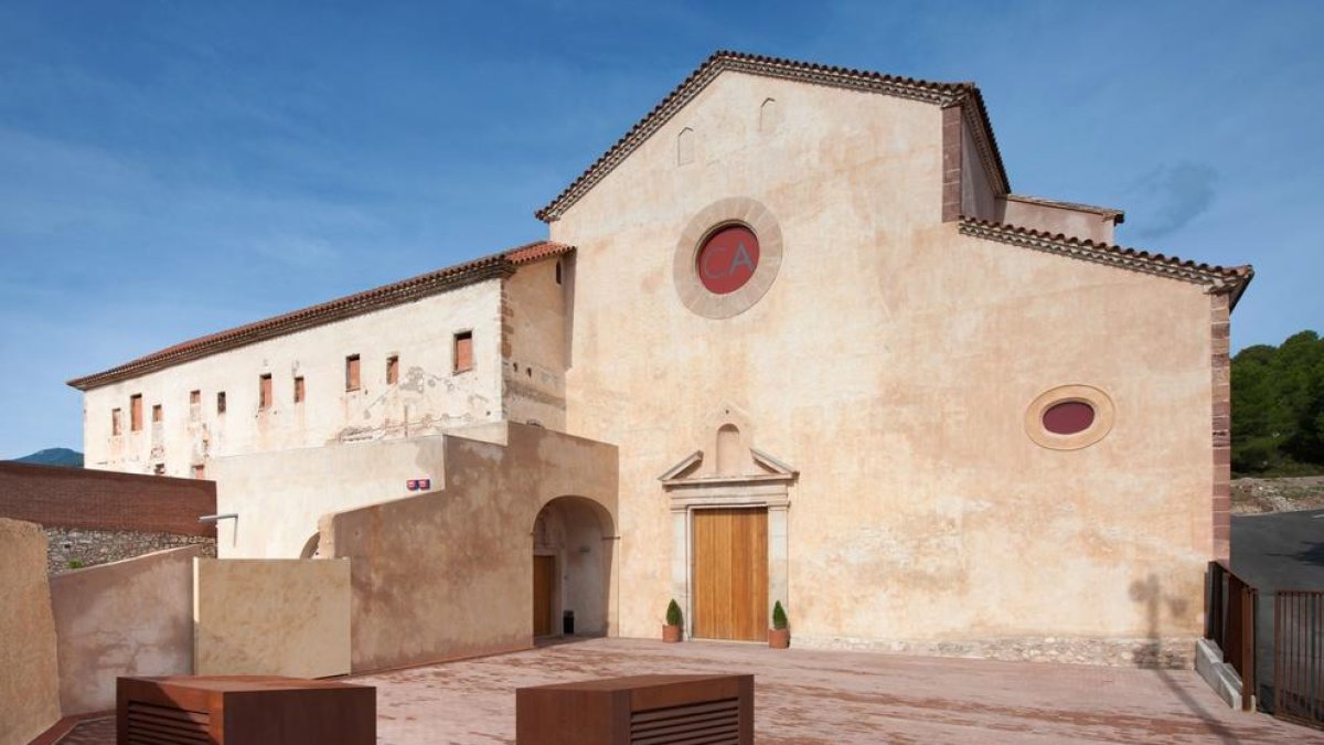 Vint propostes internacionals volen participar a la residència artística del Convent de les Arts