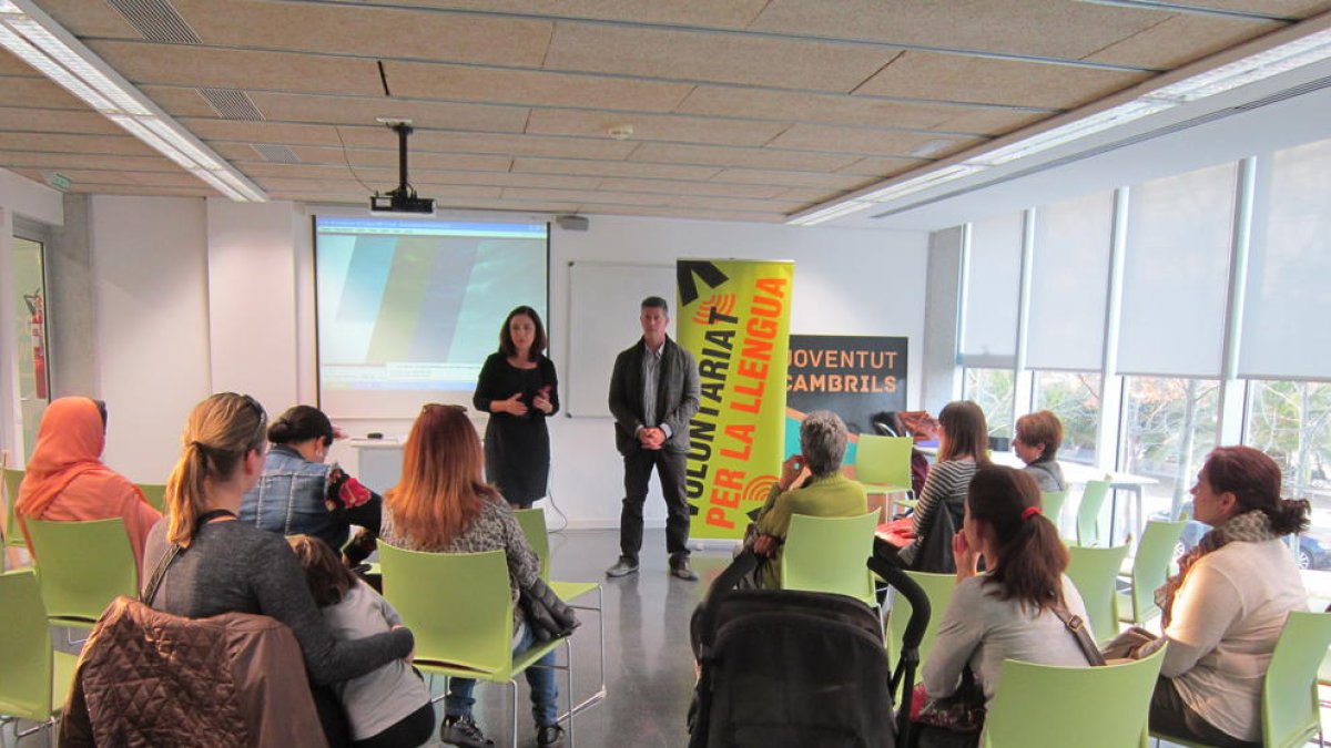 Un total de 23 parelles lingüístiques al Voluntariat per la llengua de Cambrils