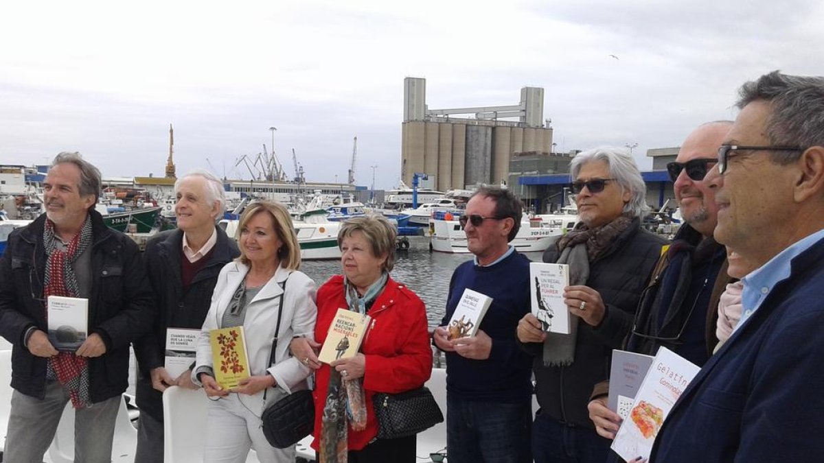 Xirinacs és l'estrella de l'univers d'Arola Editors per Sant Jordi