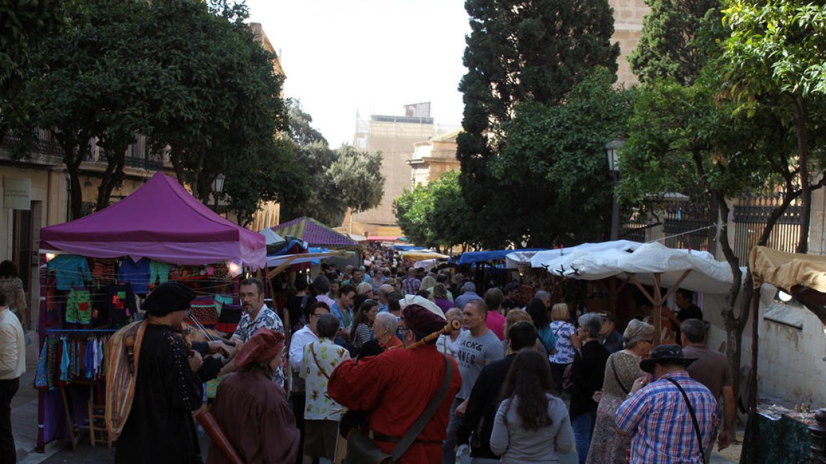 La Parte Alta se volverá a llenar de fiesta y artesanía con el 23º Mercado Medieval