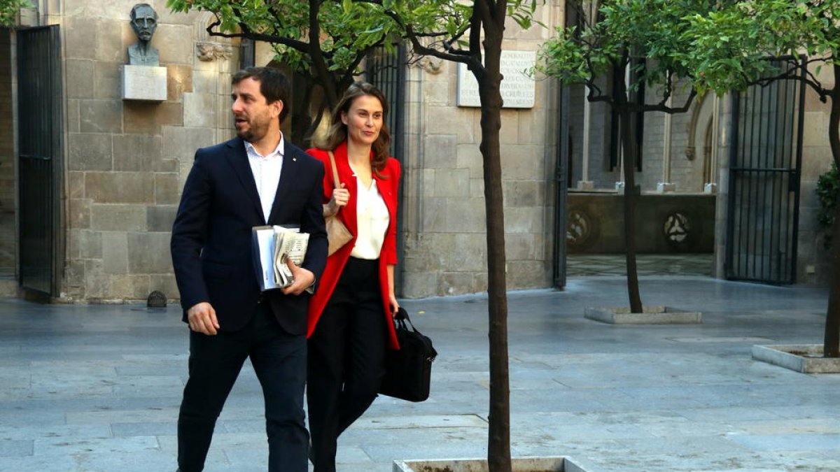 Lamela confirma la orden europea de detención contra Comín y Serret