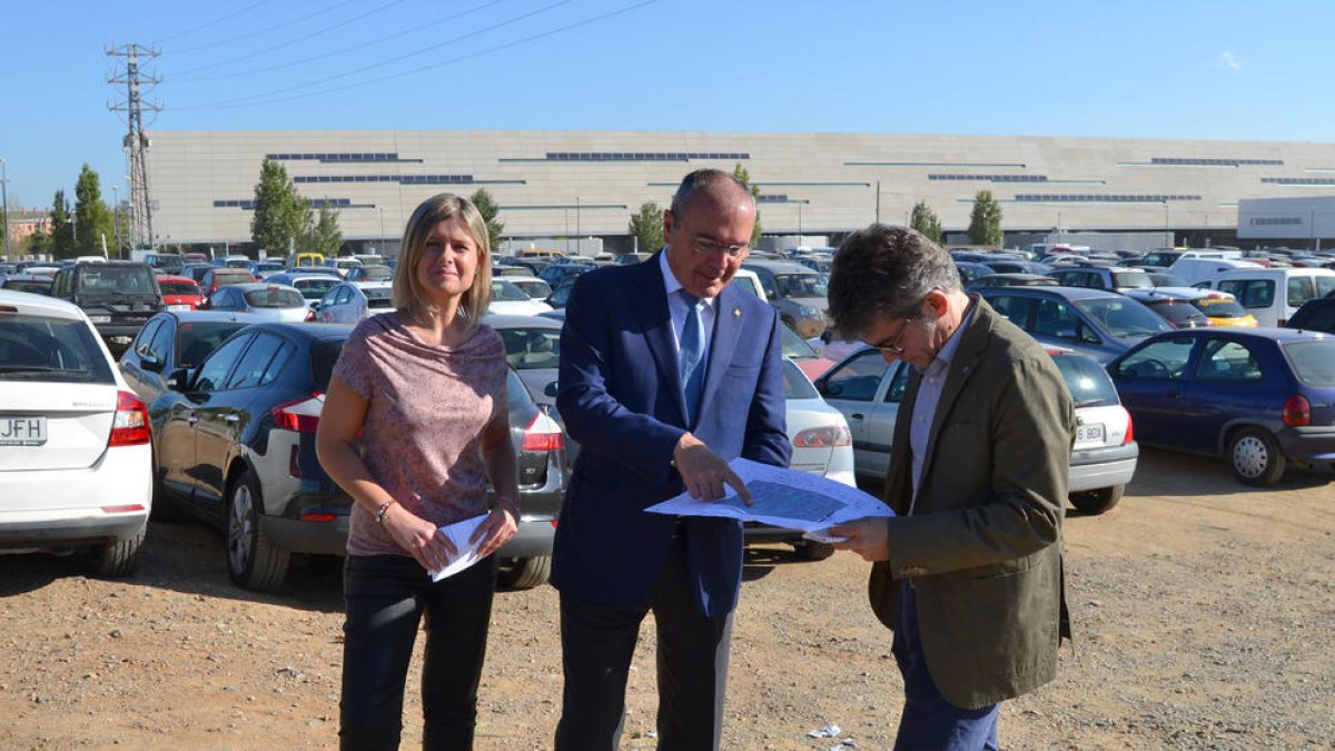 El solar situado delante del Sant Joan se convertirá en un aparcamiento con tarifa reducida