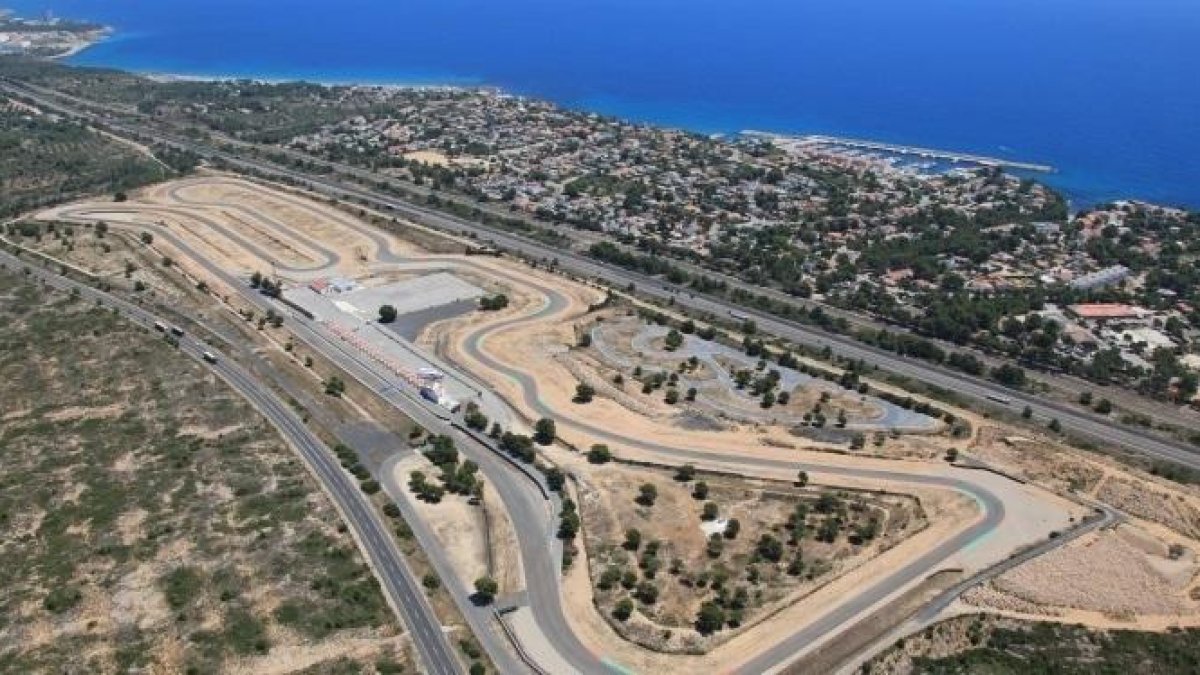 Un hombre, herido grave al sufrir un accidente de moto