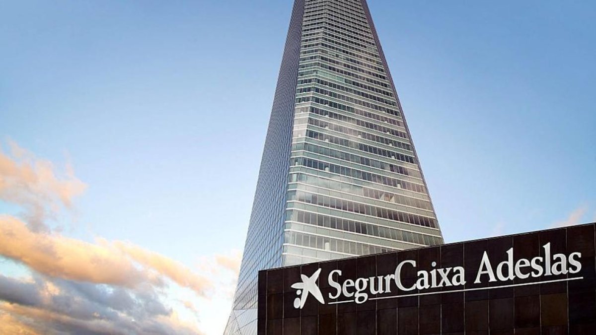 SegurCaixa Adeslas también traslada su sede social a Madrid