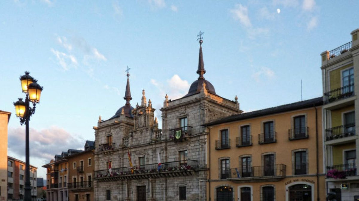 Un grup de menors agredeix «brutalment» a un Policia Local fora de servei