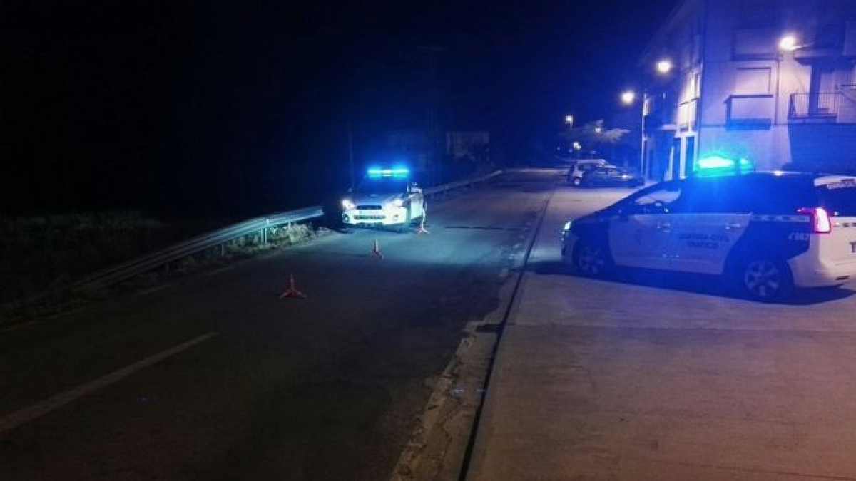 Detingut per robar-li un cotxe al seu pare quan anava drogat i fugir de la policia