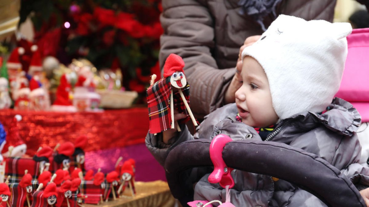 La Fira de Nadal pierde hasta mil euros por parada por haber empezado tarde