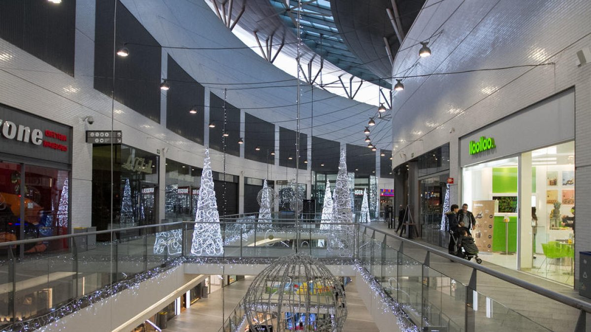 Comerciants de Reus critiquen la «demora» en rebre informació sobre els cines