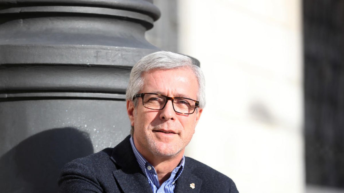 Ballesteros: «He estat hereu de decisions del passat sobre el Mercat Central»