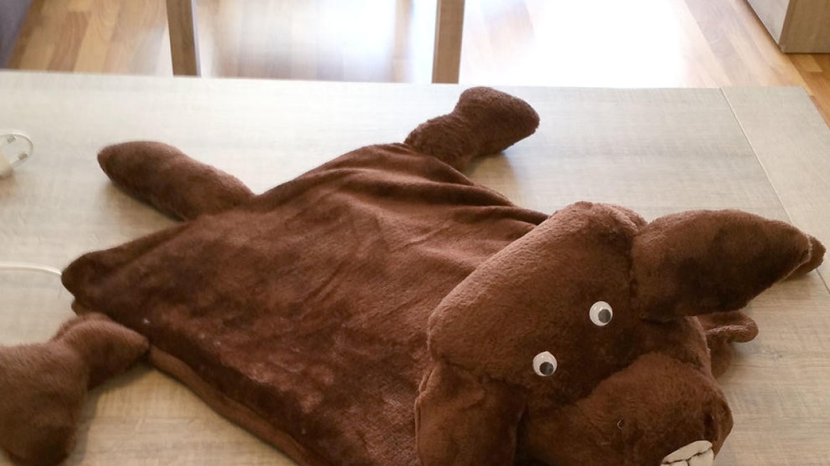 Martí Franquès desarrolla un perro-manta robótico para simular terapias con animales