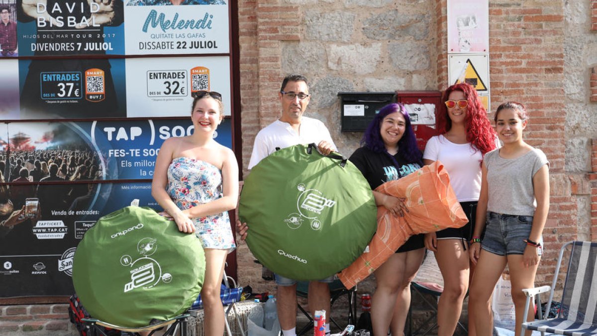 Siete días esperando que Melendi salga al escenario de la TAP
