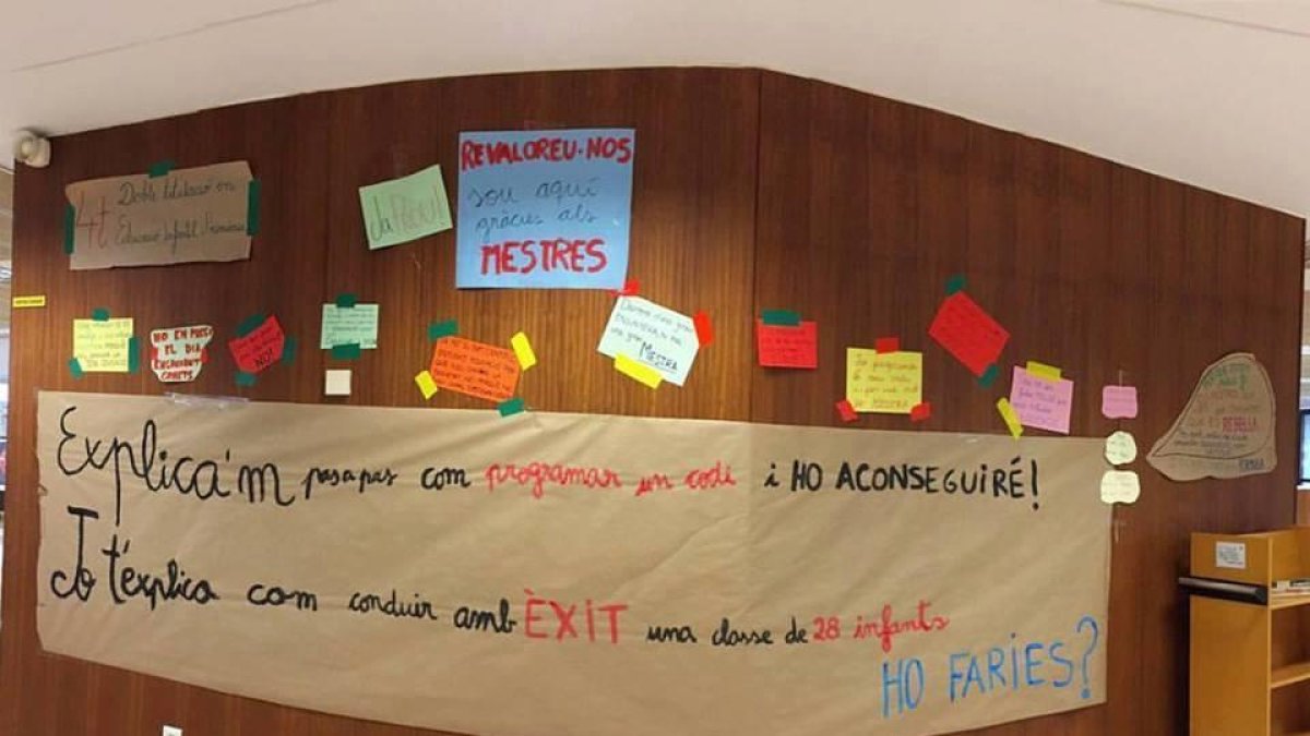 Alumnes d'Educació reivindiquen la seva professió al campus Sescelades