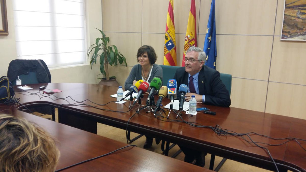 portada aigua Rialb, CHE, transvasament Ebre, Govern Aragó, Joaquín Olona