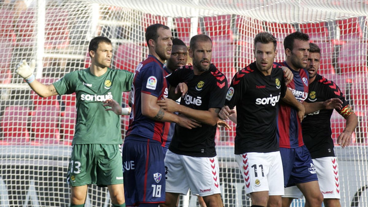 Un Osca que perd força i amb baixes