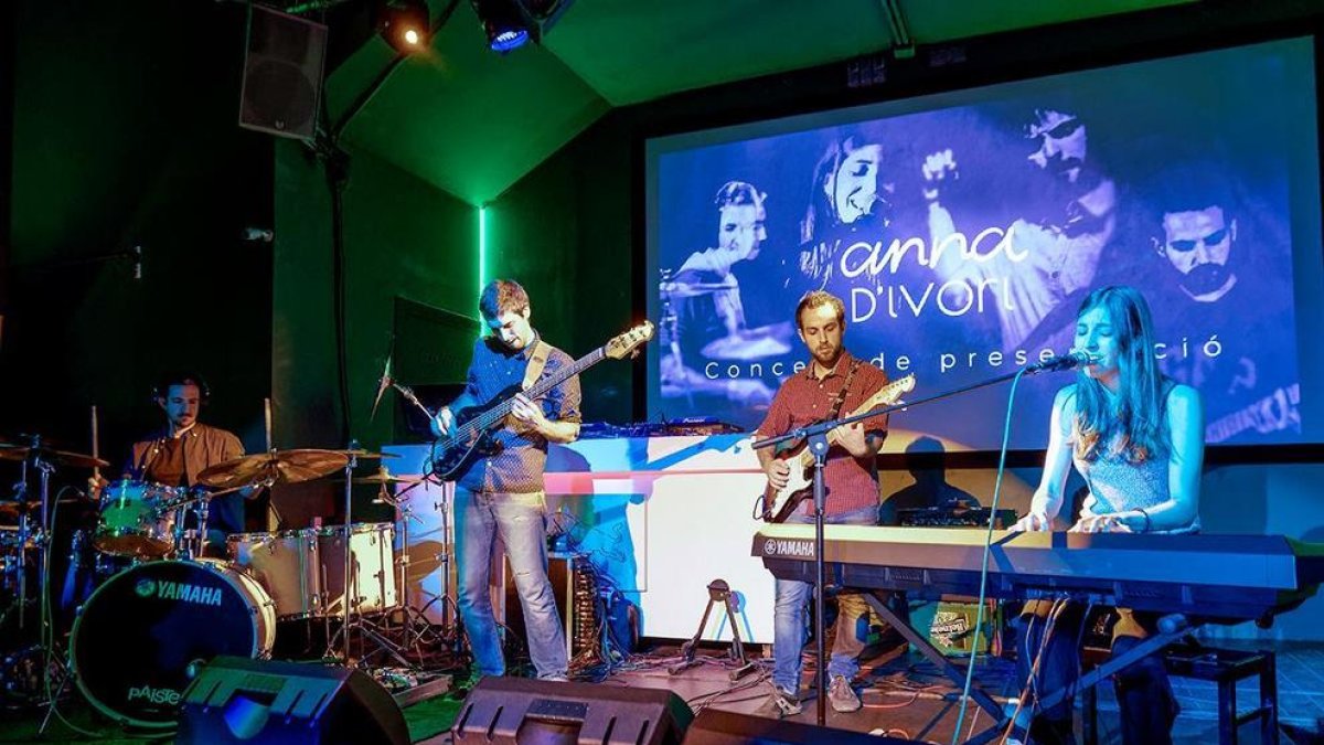 Anna d'Ivori, segona al Premi Carles Sabater a la millor cançó en català de l'any