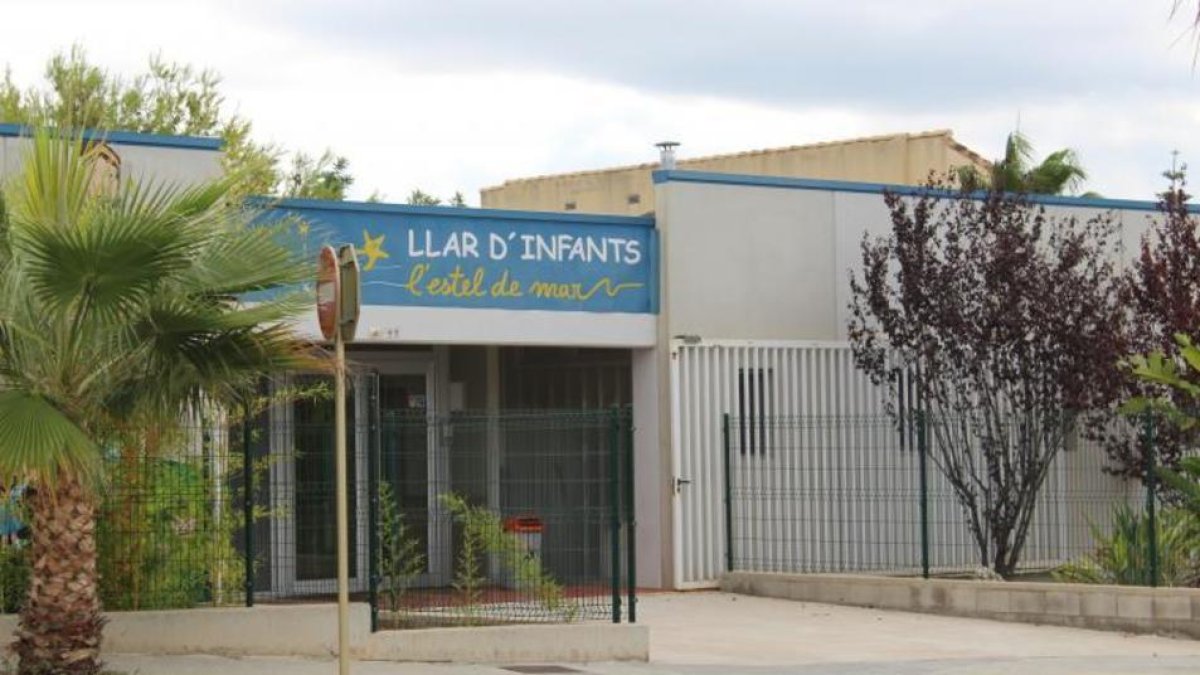 La plantilla de la llar infantil de Creixell denunciarà l'Ajuntament