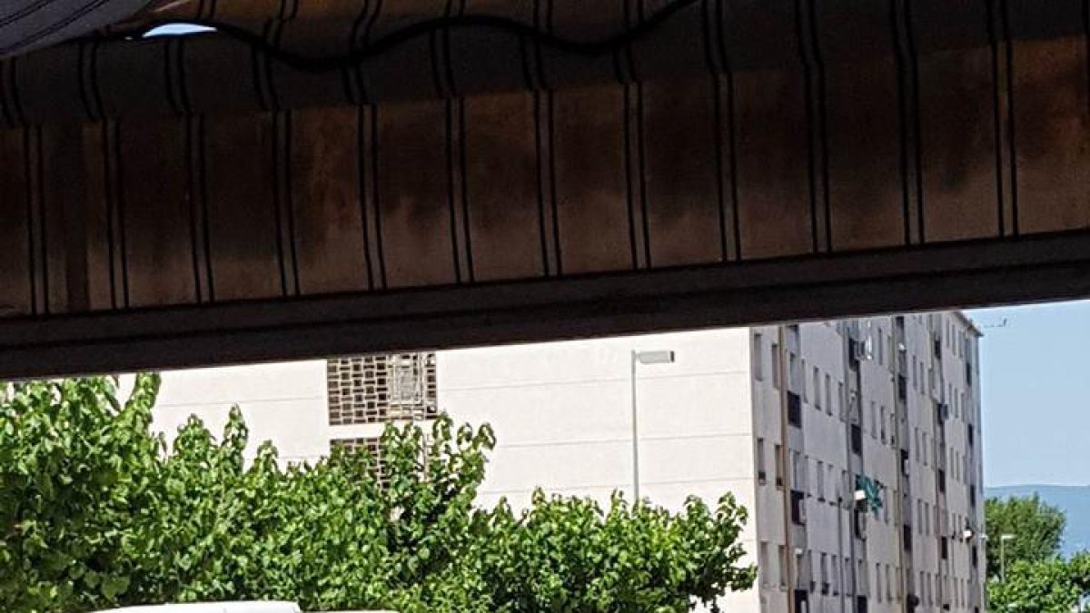 La plaza Catalunya de SPiSP se convierte de nuevo en un 'campamento' de furgonetas