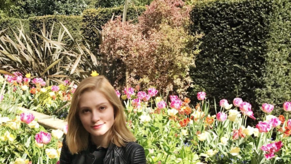 Una chica apuñala a su novio y evita la cárcel debido a su 'talento'